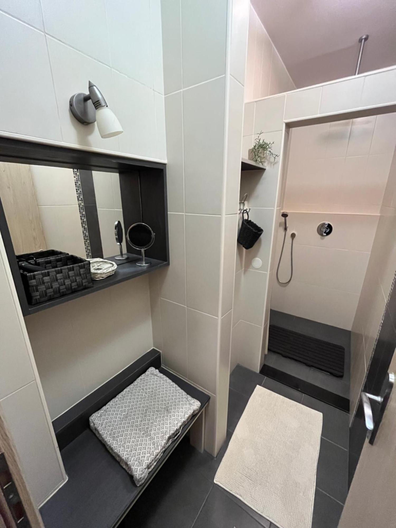 Luxury Apartment Spa "Marina" มาคาร์สกา ภายนอก รูปภาพ