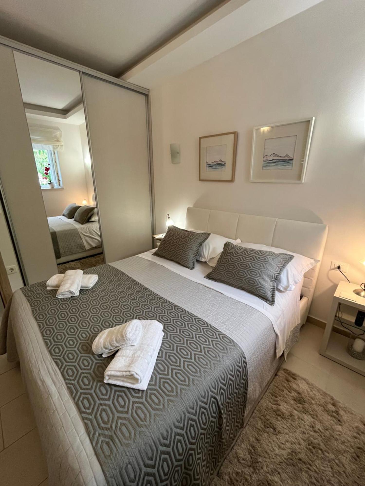 Luxury Apartment Spa "Marina" มาคาร์สกา ภายนอก รูปภาพ
