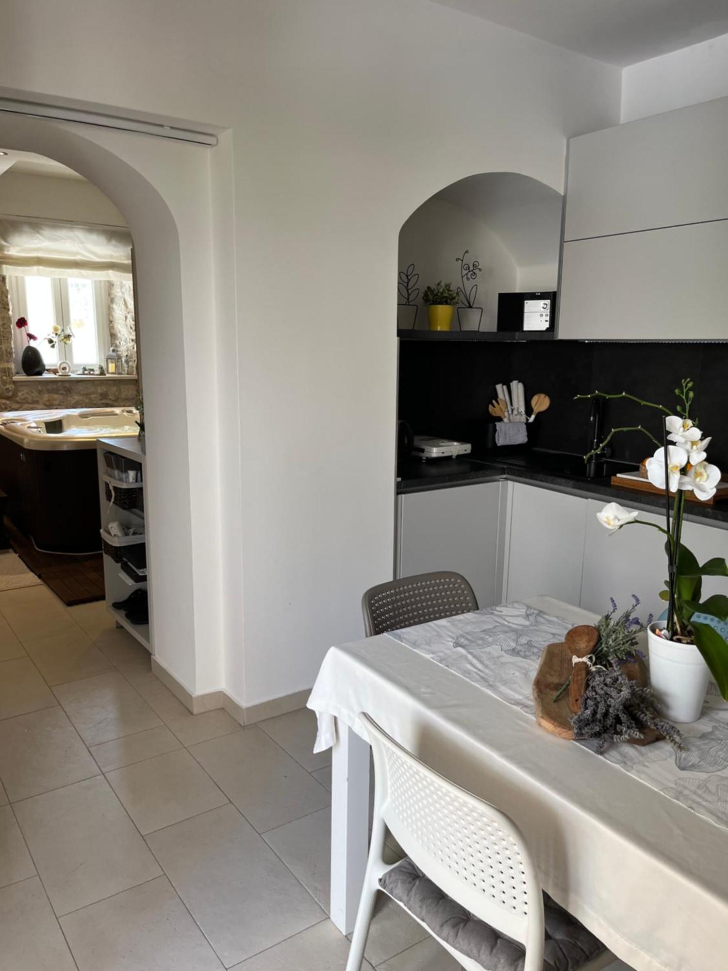 Luxury Apartment Spa "Marina" มาคาร์สกา ภายนอก รูปภาพ