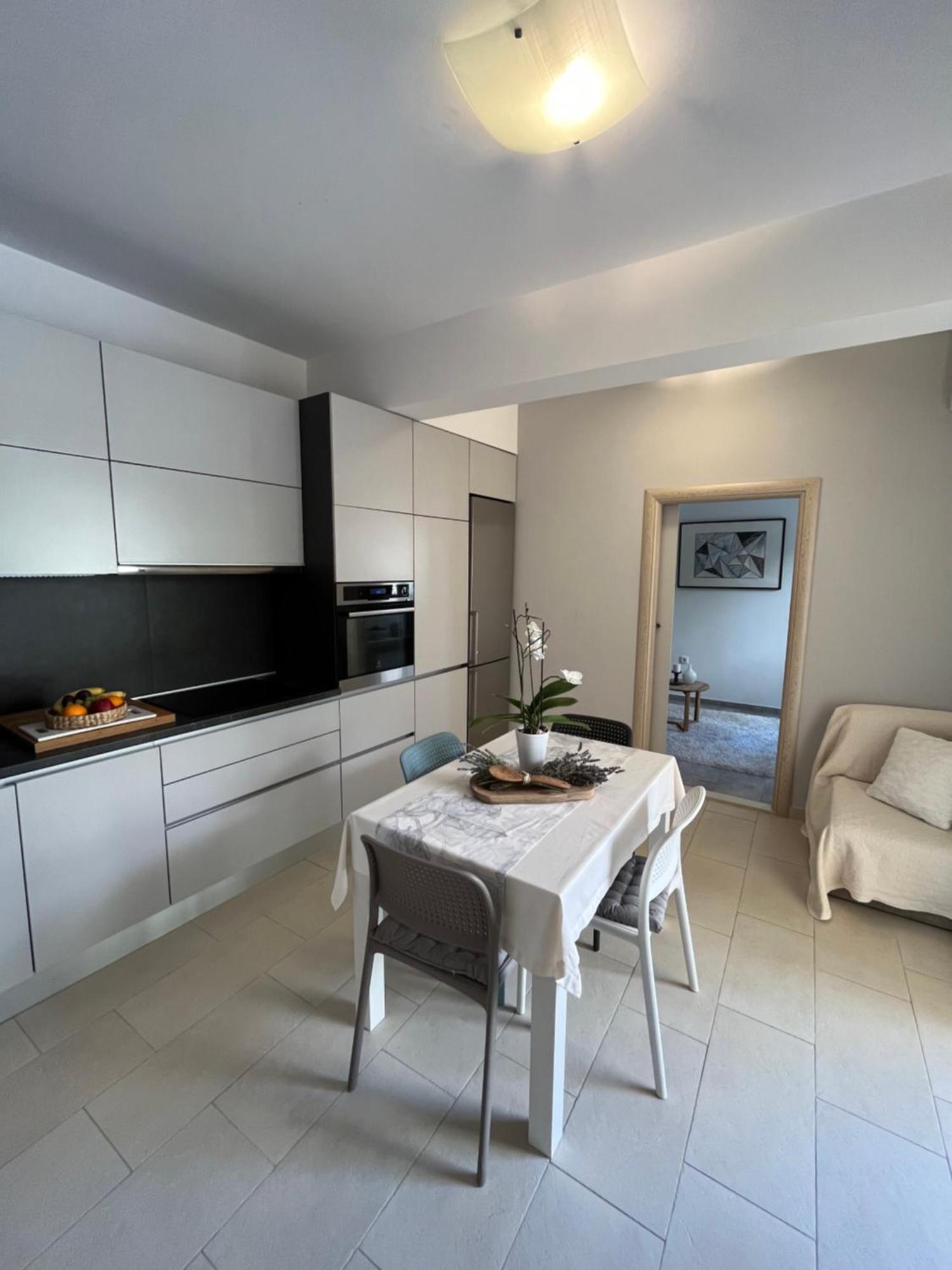 Luxury Apartment Spa "Marina" มาคาร์สกา ภายนอก รูปภาพ